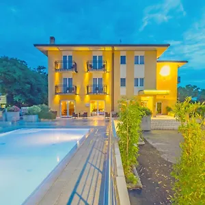 *** Hotel Nuova Barcaccia Itália
