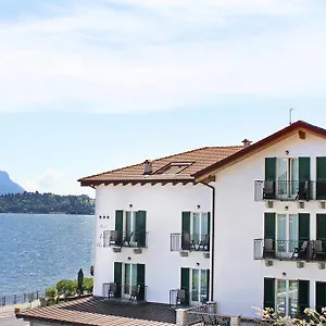 https://villa-hadeel.it-lombardy.com