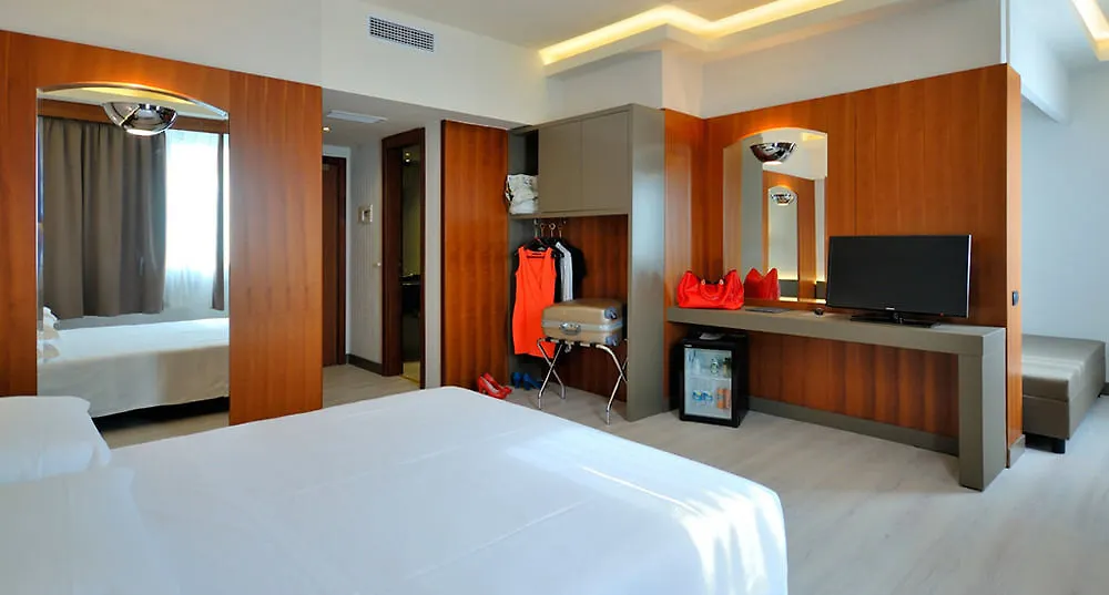 The Gate Hotel Sesto Fiorentino 4*,